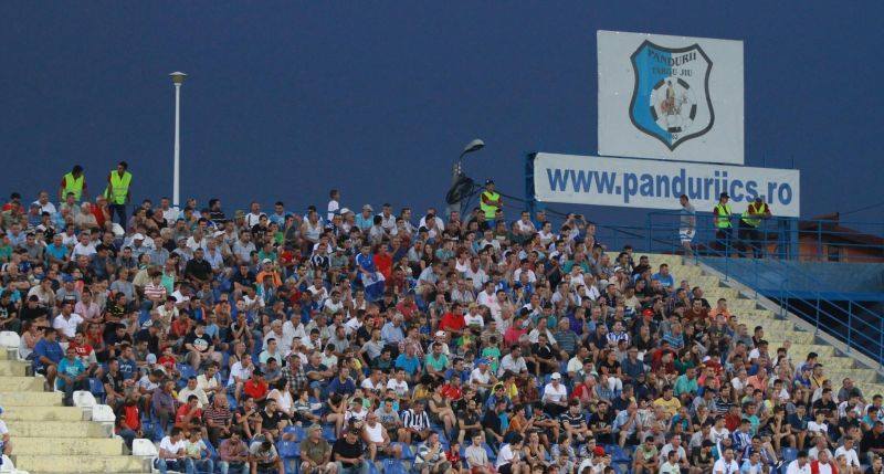 Suporterii Pandurilor, cei mai “informaţi”!