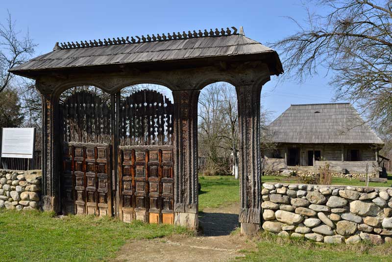 Casa Memorială „Constantin Brâncuși” de la Hobița, păzită electronic de hoți
