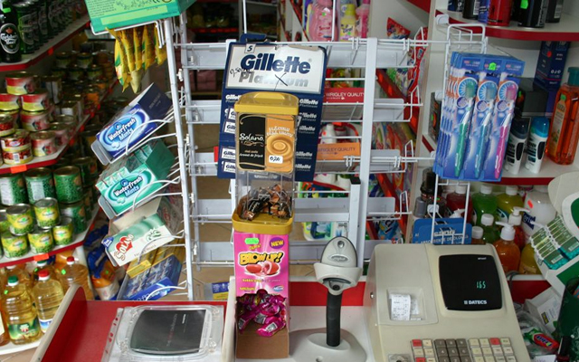 Controale şi amenzi de început de an pentru magazinele din judeţ