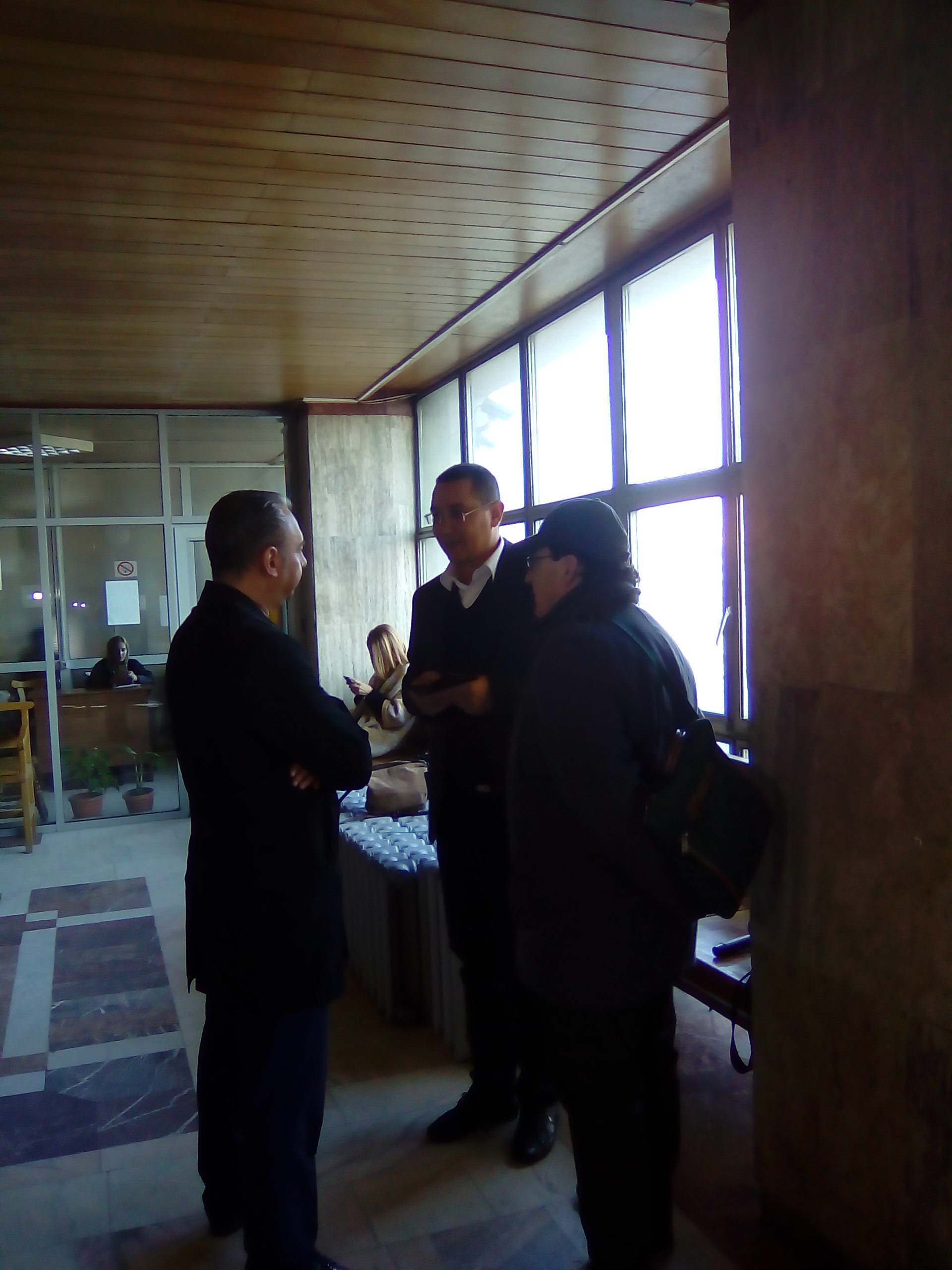 FOTO: Victor Ponta, la Tribunalul Gorj