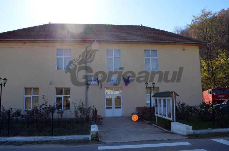 Post vacant la Primăria Săcelu