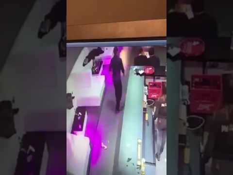 Boris, lăsat în arest și după ce a spus că vrea să meargă la iubita însărcinată