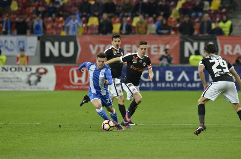 Mai buni doar o repriză! Craiova nu găseşte victoria în play-off