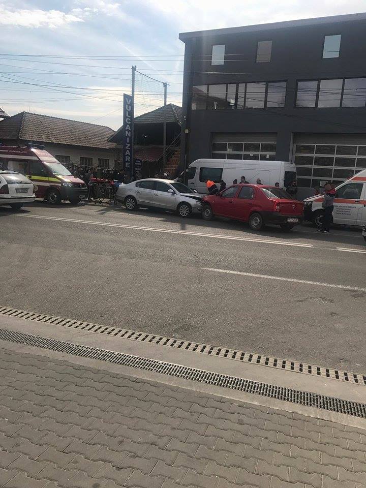 VIDEO/ Anchetă după accidentul de la Târgu-Jiu: Șoferul a leșinat la volan