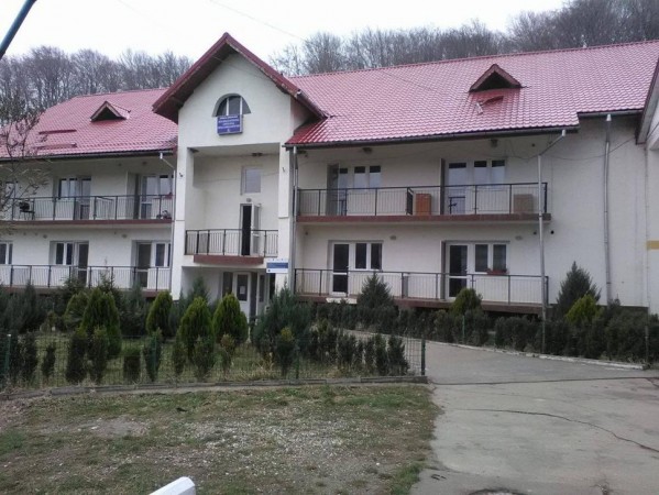 camin-batrâni-suseni