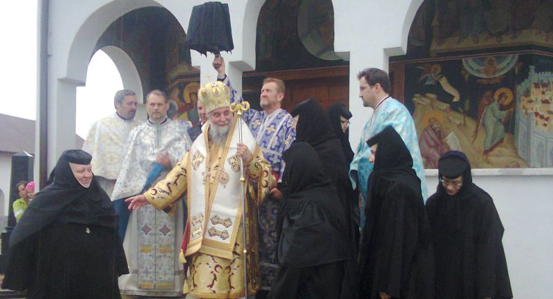 Sfântă Liturghie Arhierească la Mănăstirea «Dealu Mare», Protopopiatul Tg. Jiu-Sud, Județul Gorj