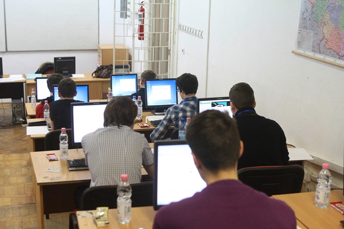 Concurs de geografie și informatică pentru elevii de liceu