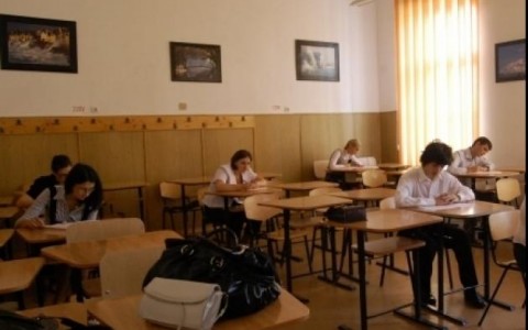 Nouă elevi, calificați la Olimpiada Națională de Matematică