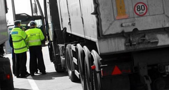 Tir confiscat de polițiști