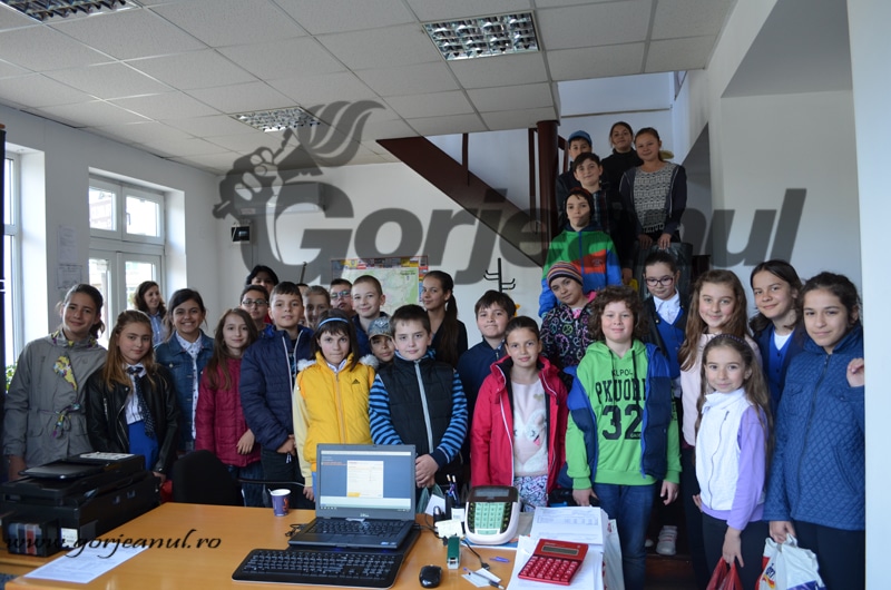 O nouă donație pentru campania ”Donezi o jucărie, dăruiești un zâmbet!”