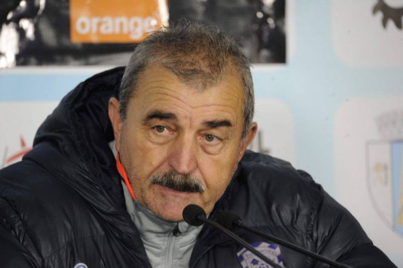 Popa, furios înainte de Pandurii – Poli: “Fac blaturi!”