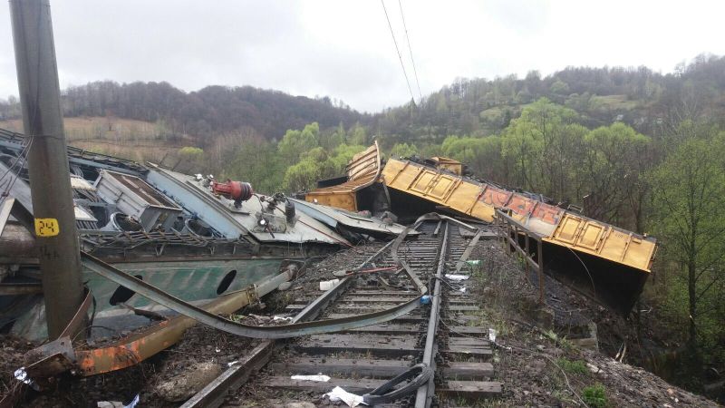 Circulație feroviară deviată după accidentul din Hunedoara