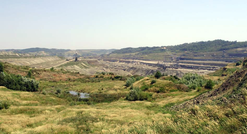 Noi critici generate de strămutarea satului Runcurel