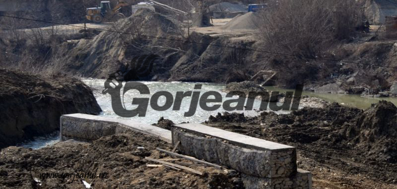 Se evaluează pagubele produse de inundaţii!