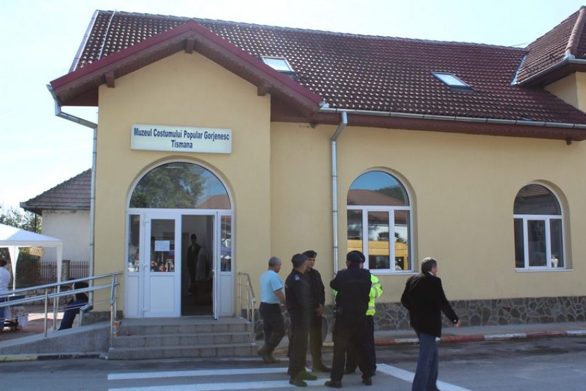 Eveniment artistic – Festivalul de muzică lăutărească “Geagu Cătăroiu”, Tismana, 25 mai 2017, prima ediţie