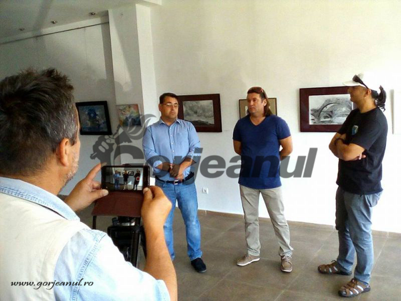 Expoziția Taberei Internaționale “Culoare și lumină”