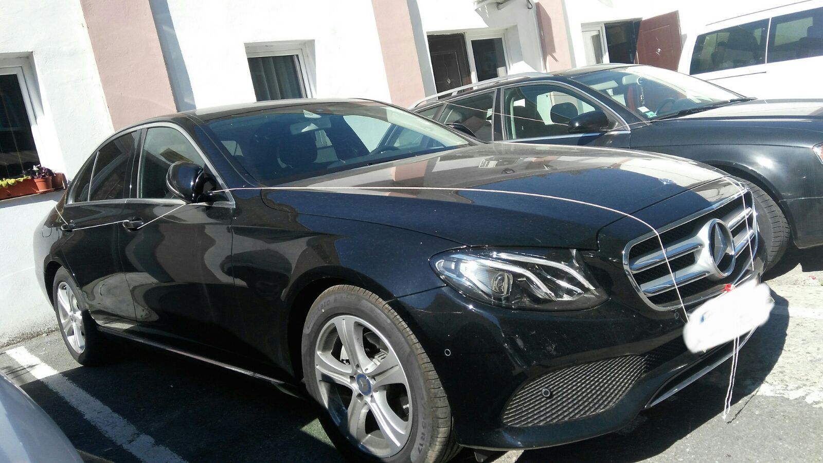 FOTO: Mașină de lux, confiscată de polițiști la Târgu-Jiu