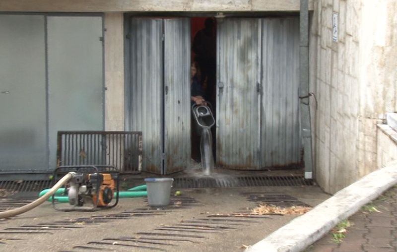 Inundație la tribunal! – Mai multe dosare au intrat în apă