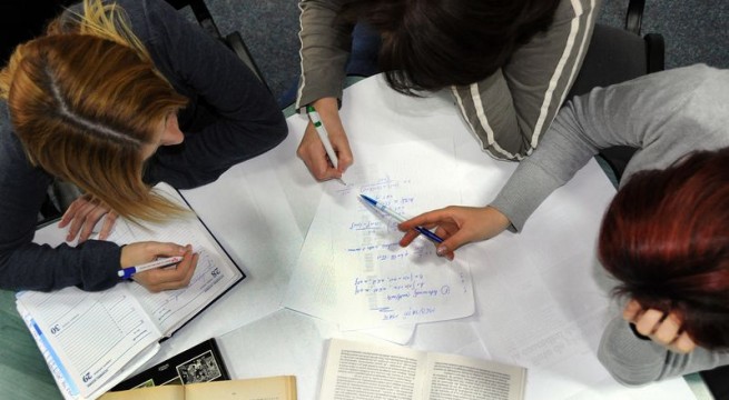 Oficial, 68 de profesori din Gorj au scos aproape 400.000 de lei din meditaţii