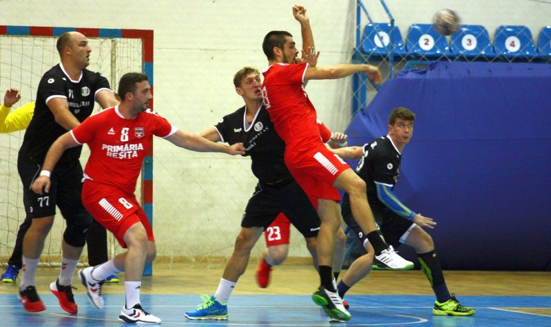 21875890_10155575056321397_664771332_o