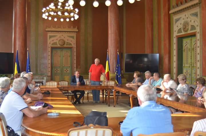 FB_IMG_1504344519348