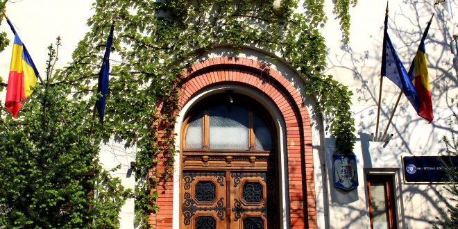 Ministerul-Educatiei-Nationale-660x330