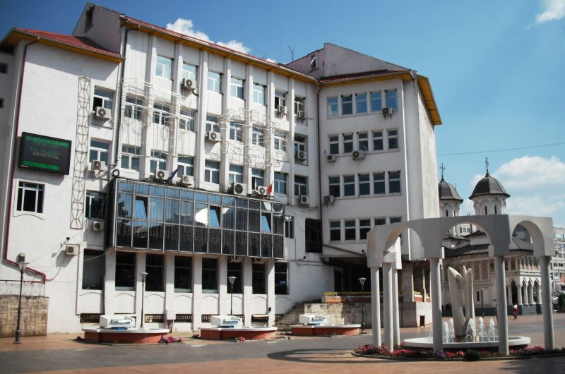 Buncărele şefilor judeţului: Unde se pot adăposti, dacă la suprafaţă este un dezastru