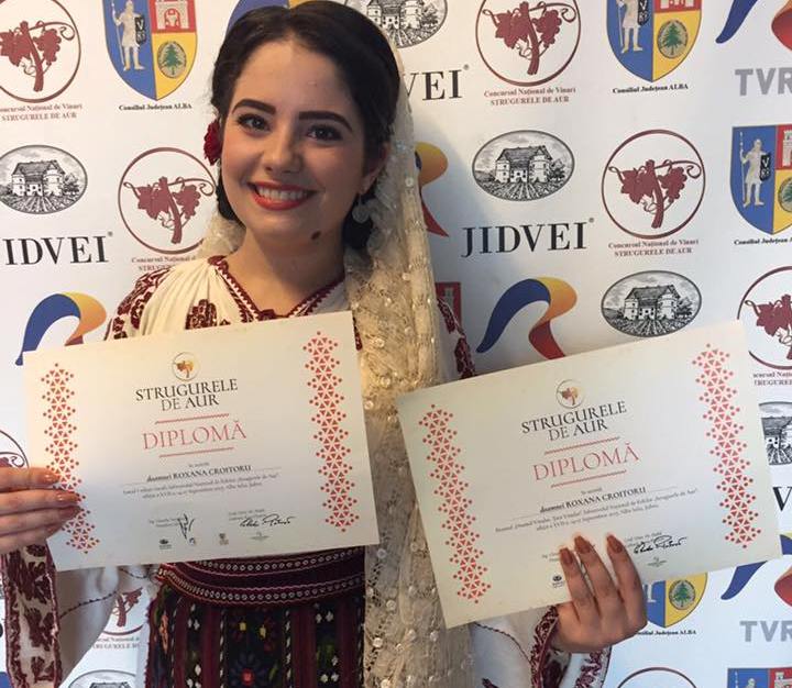 Gorjeanca Roxana Croitoru, pe podium la Festivalul Național de Folclor “Strugurele de Aur” 2017
