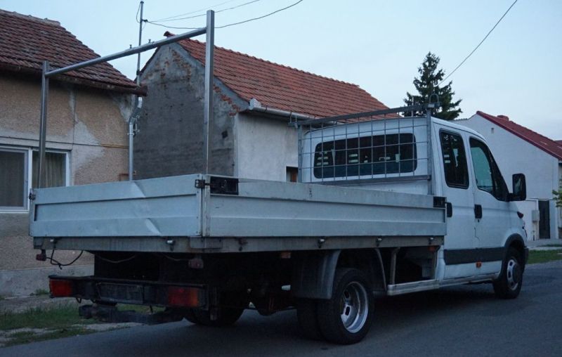 822056886_4_1080x720_35c11-28-td-diesel-an-2002-autoutilitare