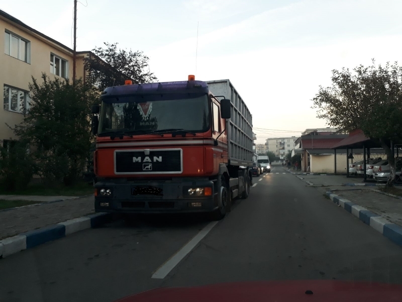 Tone de cărbune furate de la Cariera Pinoasa