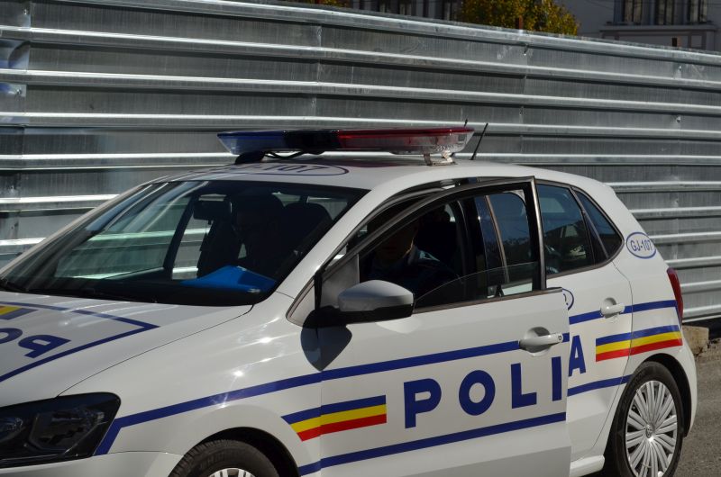 Reținuți după ce și-au schimbat declarațiile