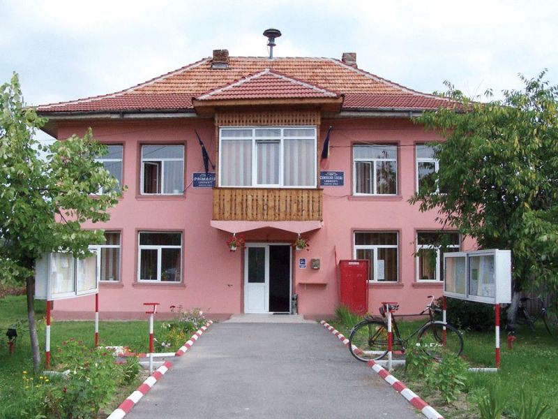 Concurs la Bucureşti pentru funcţia de secretar al Primăriei Logreşti