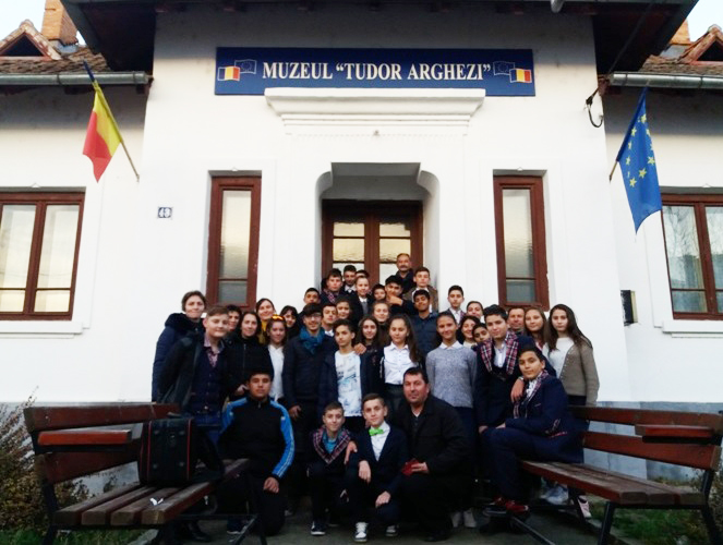 Să apreciem valorile românești- Parteneriat educațional