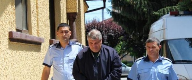 Polițistul acuzat de luare de mită rămâne sub control judiciar