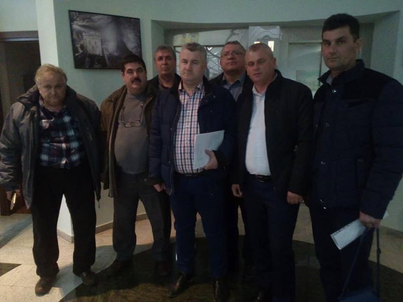 26857486_796319580556118_720273494_n