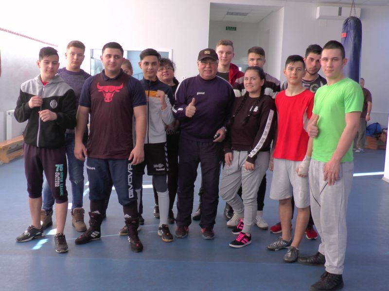 Maestrul Ion Geică ţine aproape de ring: “Voinţa, determinarea şi optimismul mi-au rămas”