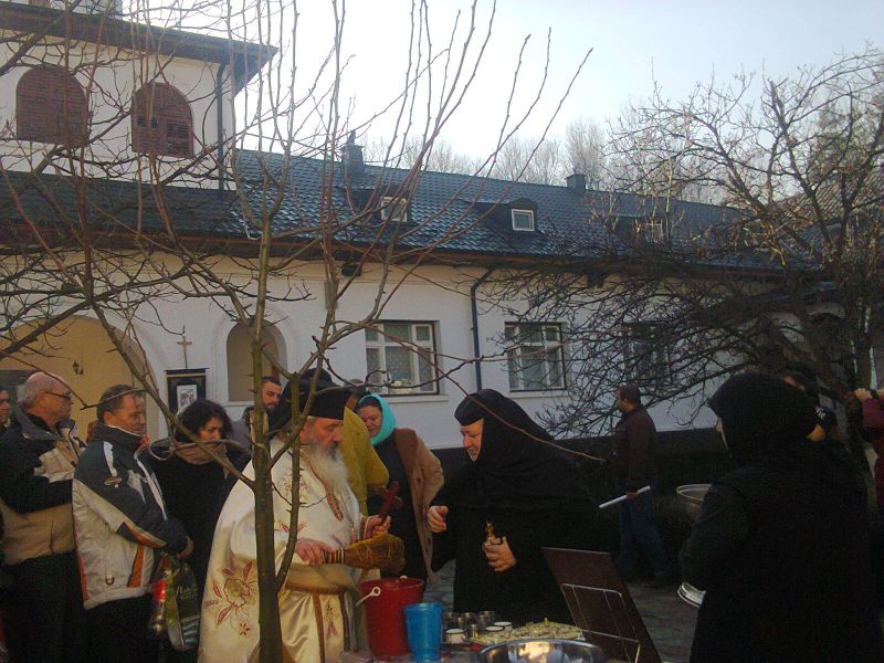 Sărbătoarea Bobotezei la Mănăstirea «Sfânta Treime» de la Strâmba-Jiu, Gorj