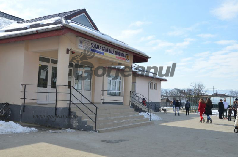 Comuna Turburea, în beznă de marți noaptea! – Școlile și liceul, primăria, cabinetele medicale și centrul de permanență, fără căldură!