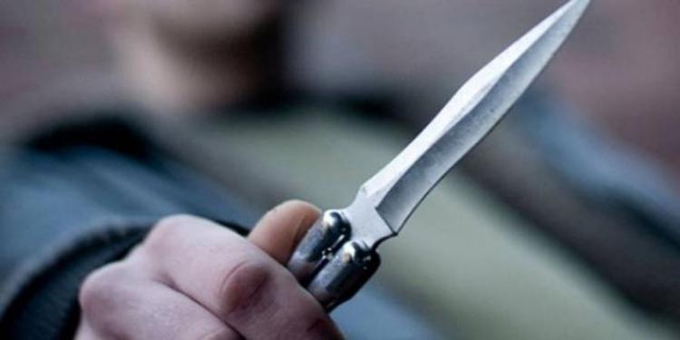 Târgujian cercetat, după ce a fost prins cu briceagul în buzunar