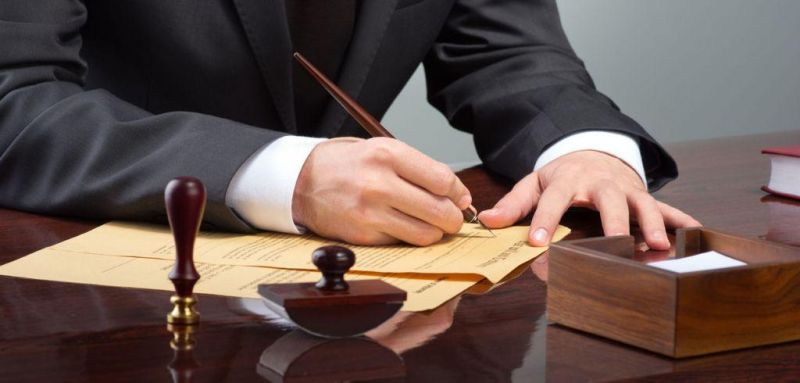 21 februarie, examen pentru notarii stagiari