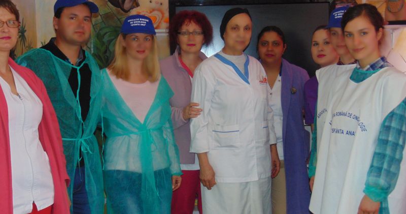 Voluntari Sfanta Ana si echipa medicala Craiova