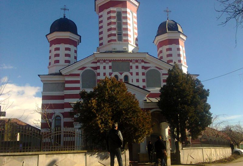 Sfântă Liturghie Arhierească în Biserica Parohiei Valea Mare, Comuna Runcu, Protopopiatul Târgu-Jiu Nord