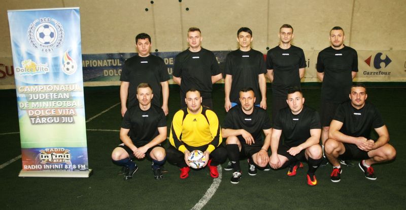 28696180_10156045677716397_630691928_o