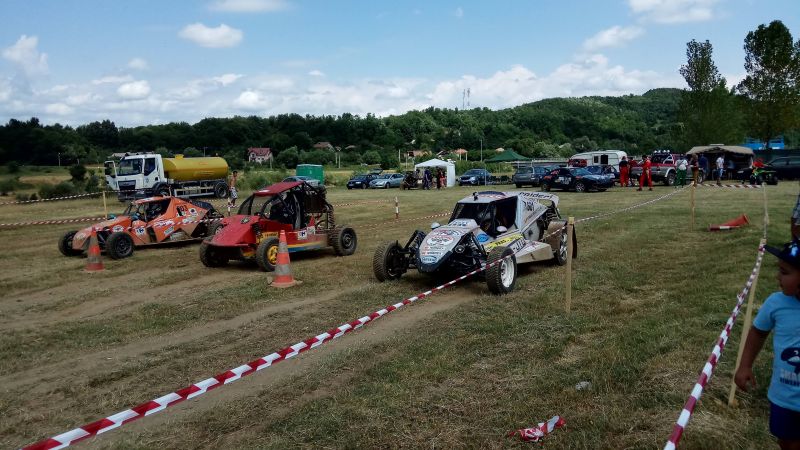 29497707_10156094515016397_1672382972830941184_o