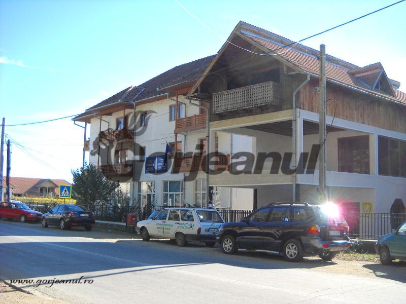 Concurs pe un post vacant la Primăria Peştişani