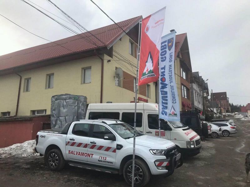 30550008_2055677884446727_1835342985_o