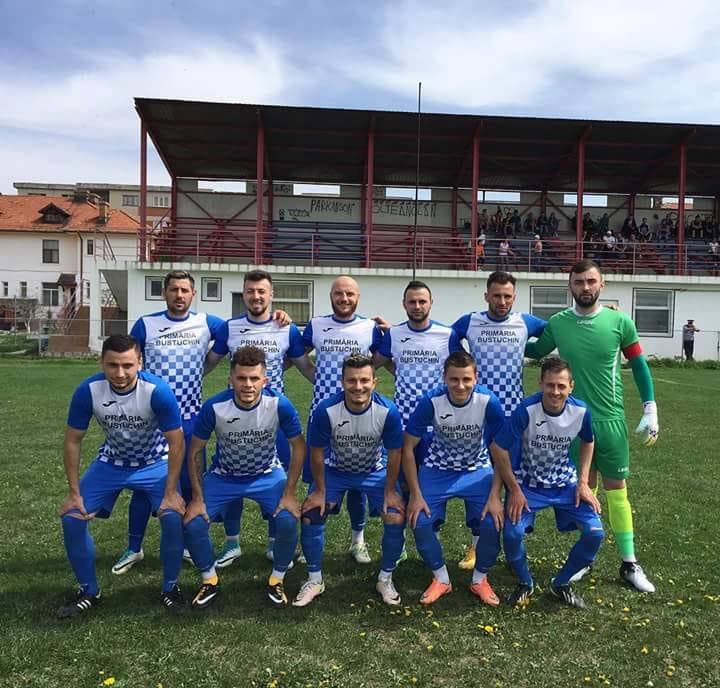 Bustuchin a câştigat prin neprezentare