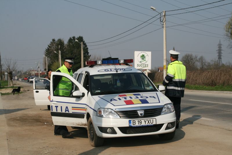 Angajatul unei spălătorii din Târgu-Jiu a furat mașina lăsată de șeful RAR Gorj la curățat