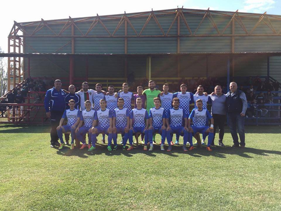 32631941_10156240900186397_3877411997117054976_n