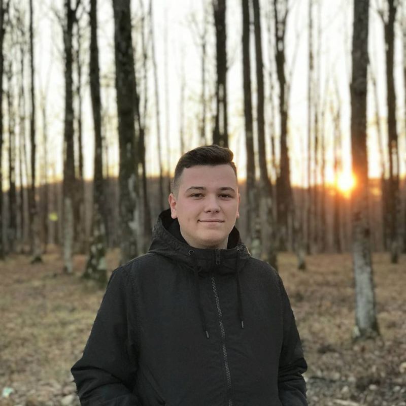 34047761_865066030348139_3336436638275338240_n